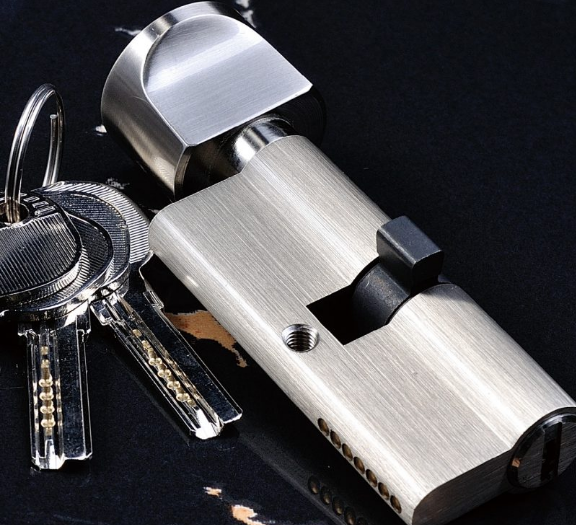 执手锁安装方法普通门锁安装步骤